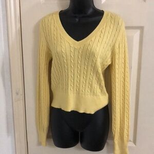 Jessica Simpson yellow cable knit style v-neck stretchy long sleeve sweater sz M